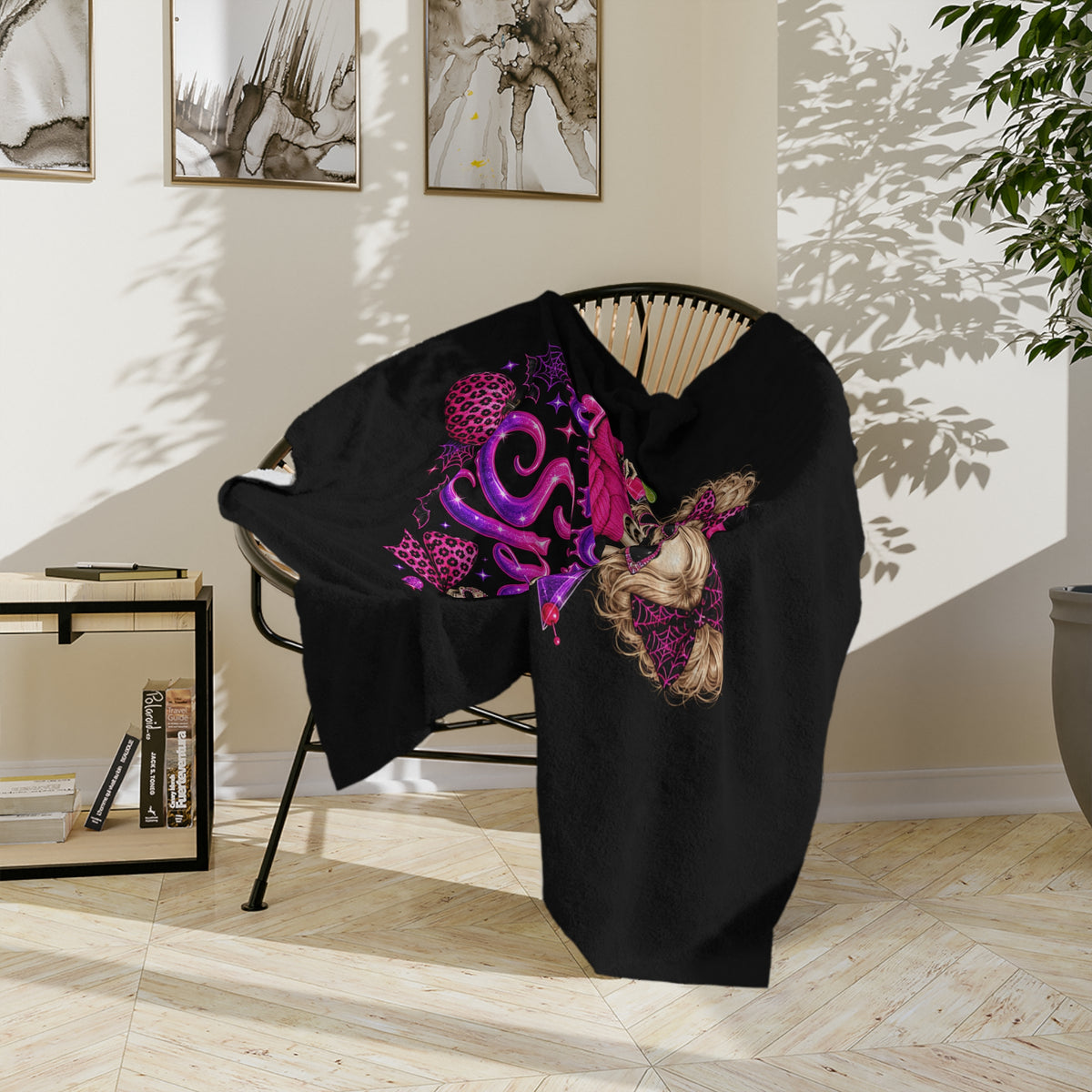 SPICE CLUB & SPOOKY Velveteen Microfiber Blanket