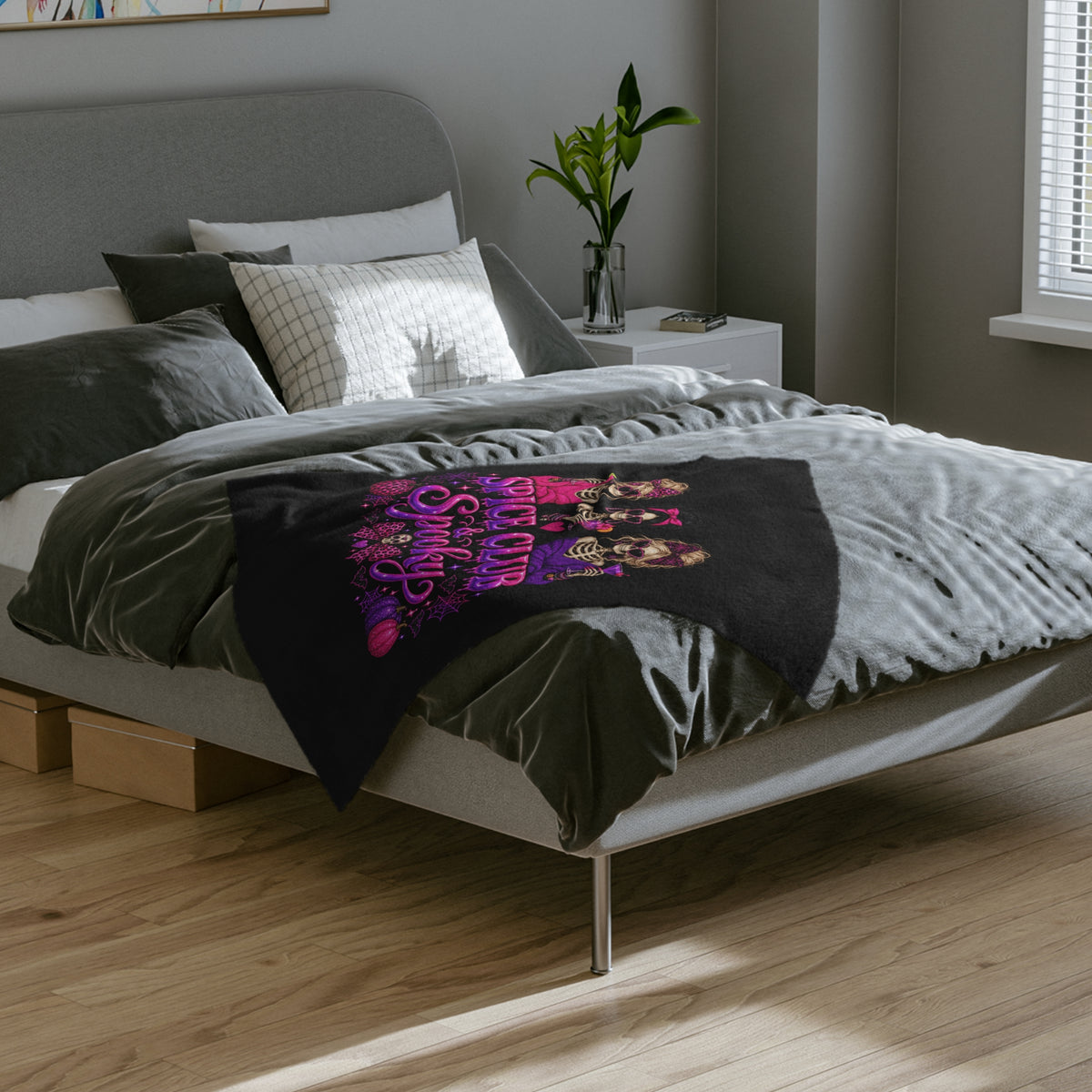 SPICE CLUB & SPOOKY Velveteen Microfiber Blanket