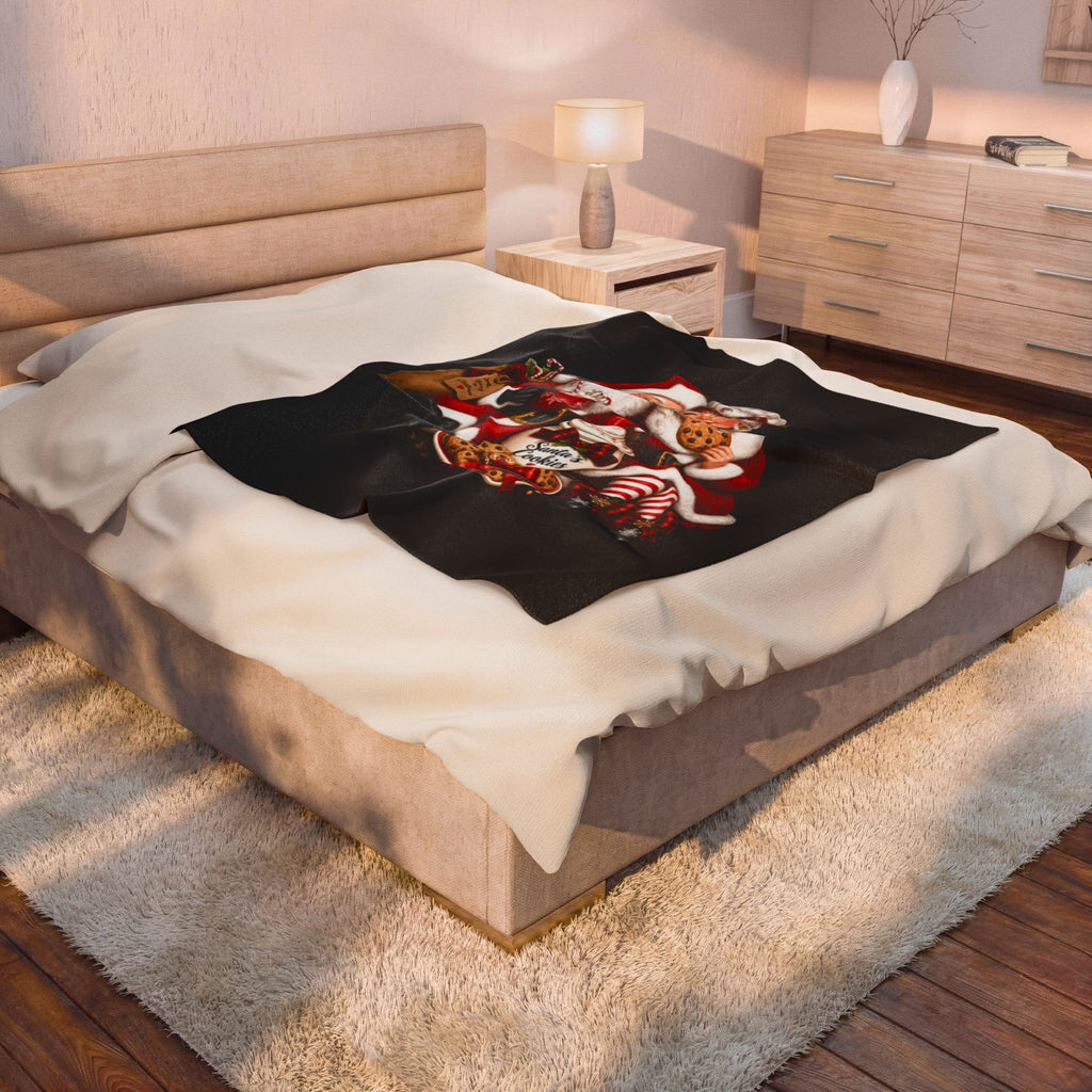 SANTA & MRS. CLAUS Velveteen Plush Blanket