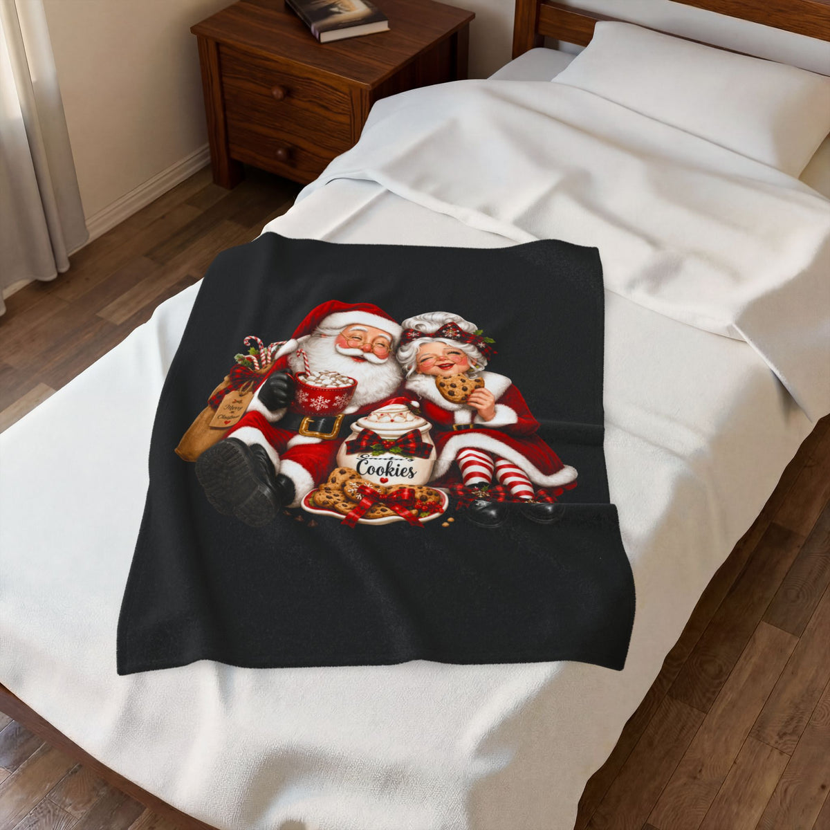 SANTA & MRS. CLAUS Velveteen Plush Blanket